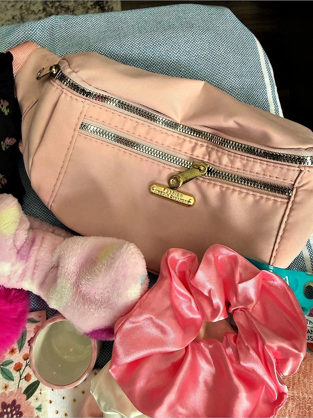 Pretty in Pink Accessory Bundle - Picture 8 of 11